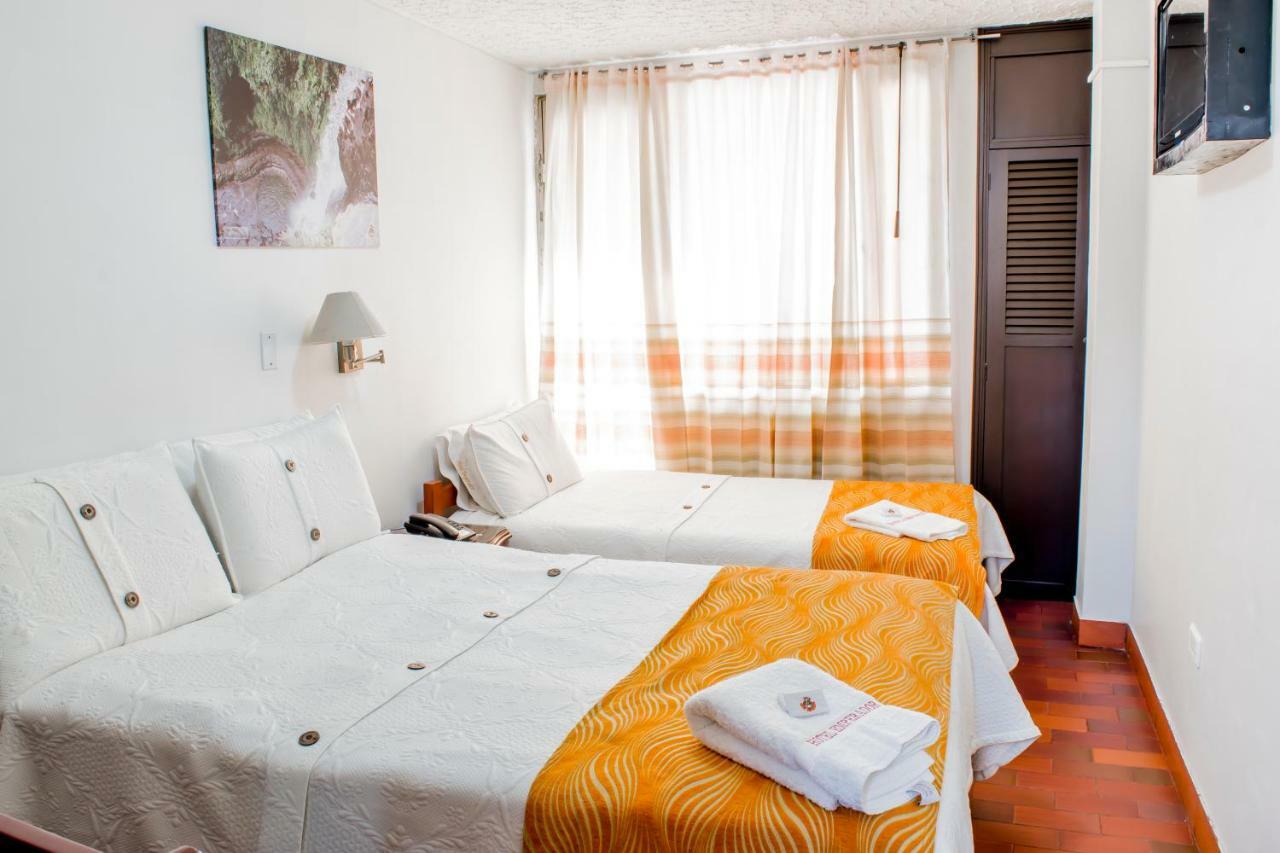 Hotel Emperador Barbosa  Zimmer foto